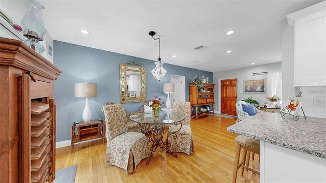 4020 QUEEN STREET N, St Petersburg, FL 33714