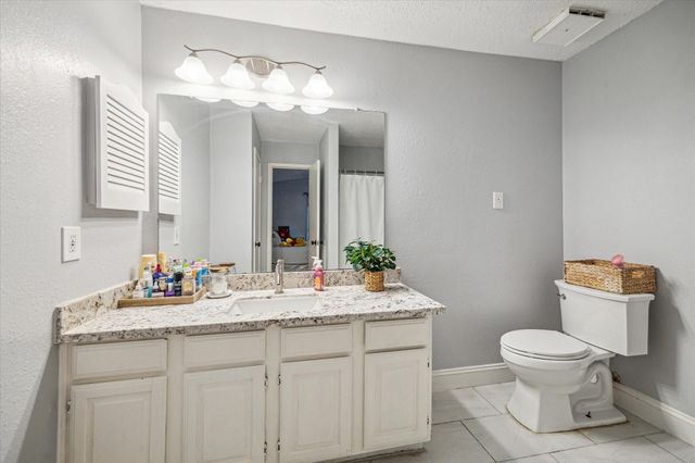 11835 Sandpiper Drive, Houston, TX 77035