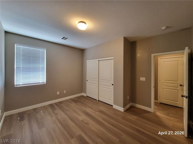 217 Junction Peak Avenue, North Las Vegas, NV 89031