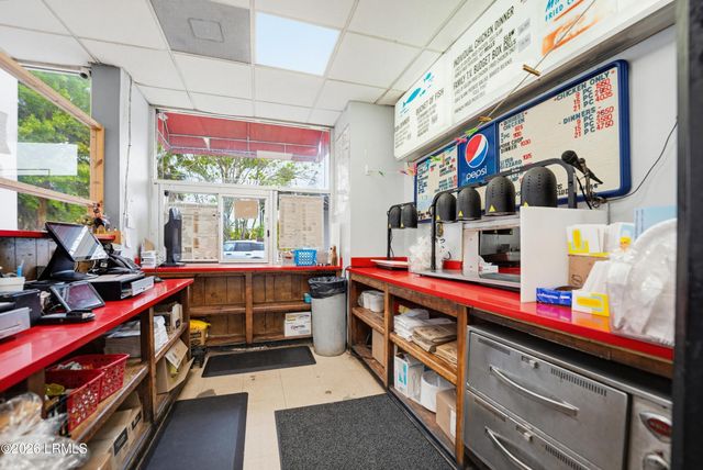 111 Ribaut Road, Beaufort, SC 29902