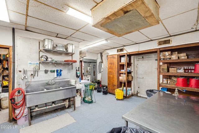 111 Ribaut Road, Beaufort, SC 29902