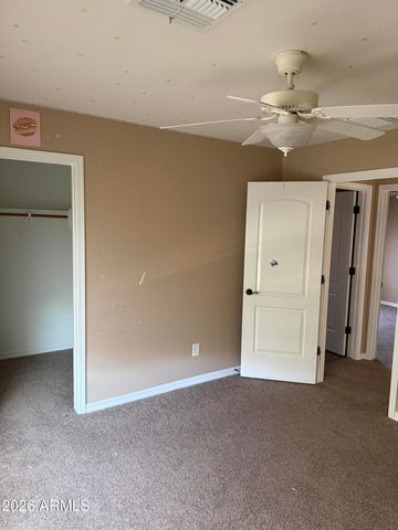 1016 W BASSWOOD Avenue, San Tan Valley, AZ 85140