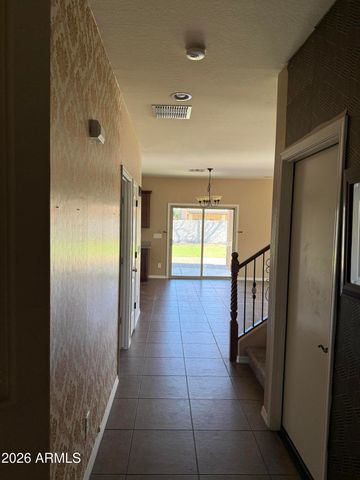 1016 W BASSWOOD Avenue, San Tan Valley, AZ 85140