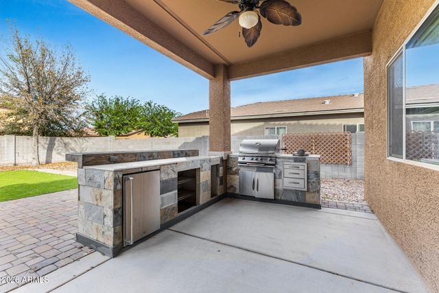1016 W BASSWOOD Avenue, San Tan Valley, AZ 85140