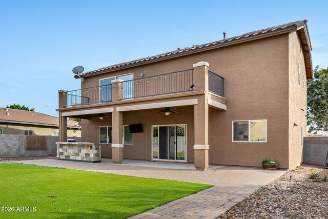 1016 W BASSWOOD Avenue, San Tan Valley, AZ 85140