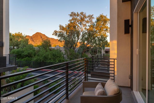 1717 E MORTEN Avenue 62, Phoenix, AZ 85020