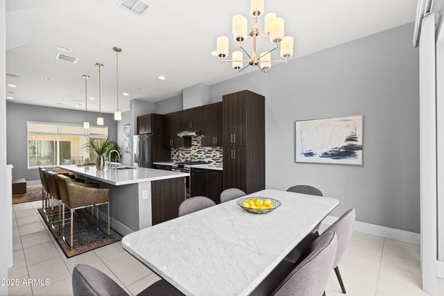 1717 E MORTEN Avenue 62, Phoenix, AZ 85020