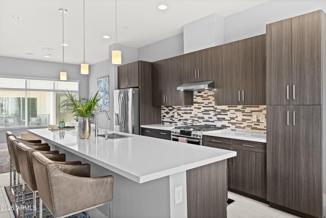 1717 E MORTEN Avenue 62, Phoenix, AZ 85020