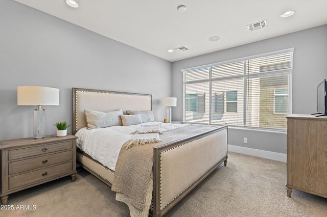 1717 E MORTEN Avenue 62, Phoenix, AZ 85020