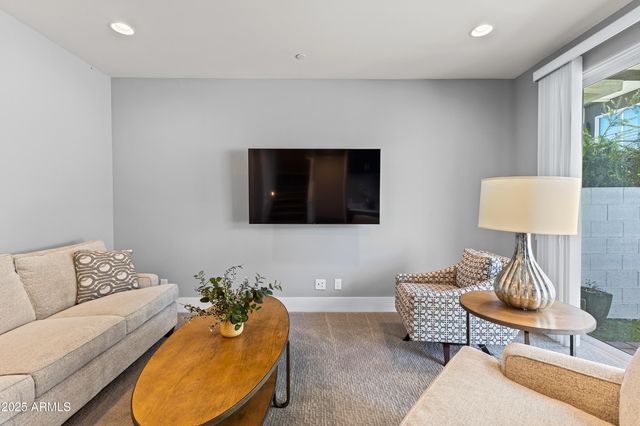 1717 E MORTEN Avenue 62, Phoenix, AZ 85020