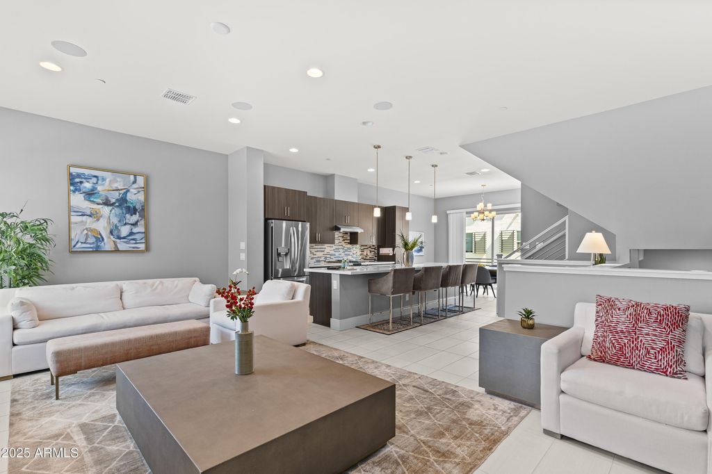 1717 E MORTEN Avenue 62, Phoenix, AZ 85020