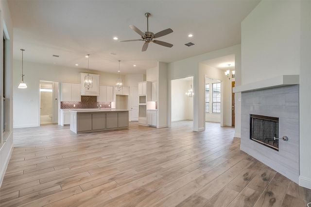 2515 Dartford Drive, Crowley, TX 76036