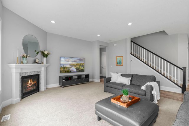 17894 77th Avenue N, Maple Grove, MN 55311