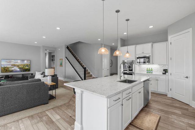 17894 77th Avenue N, Maple Grove, MN 55311
