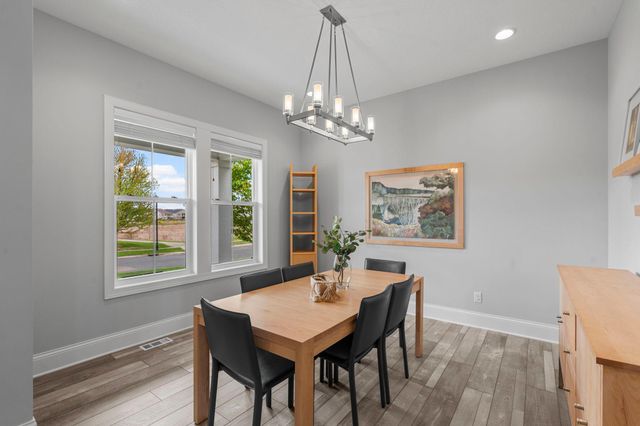 17894 77th Avenue N, Maple Grove, MN 55311
