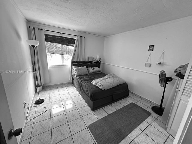 5501 NW 7th St E305, Miami, FL 33126