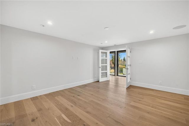 6040 Pelican Bay BLVD 303D, Naples, FL 34108