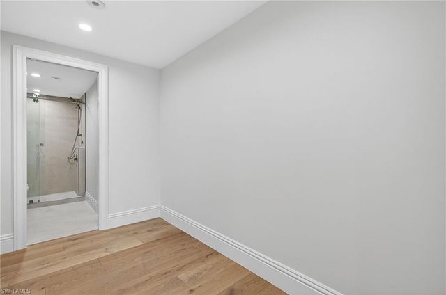 6040 Pelican Bay BLVD 303D, Naples, FL 34108