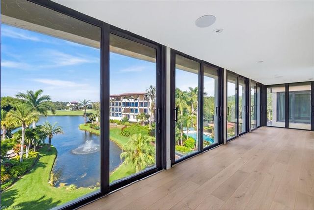 6040 Pelican Bay BLVD 303D, Naples, FL 34108