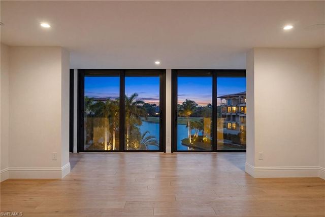 6040 Pelican Bay BLVD 303D, Naples, FL 34108