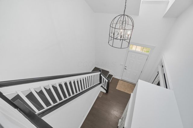 7179 Fernridge Drive, New Albany, OH 43054