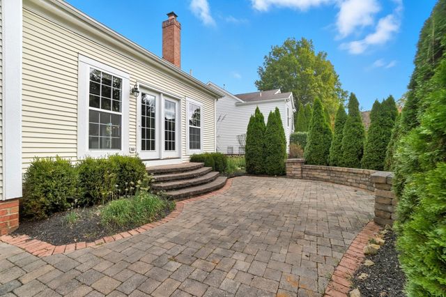 7179 Fernridge Drive, New Albany, OH 43054