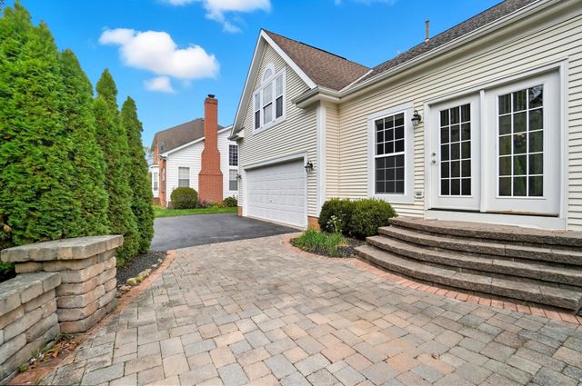 7179 Fernridge Drive, New Albany, OH 43054