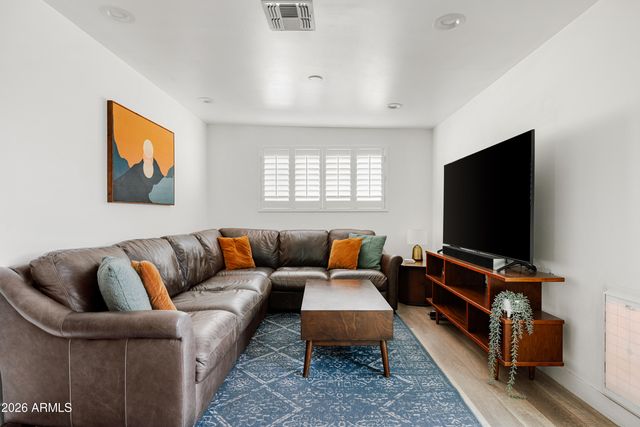 4401 N 9TH Avenue, Phoenix, AZ 85013