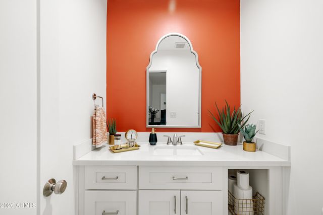 4401 N 9TH Avenue, Phoenix, AZ 85013