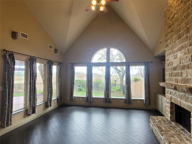 5214 Blue Cypress Lane, League City, TX 77573