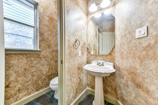 5214 Blue Cypress Lane, League City, TX 77573