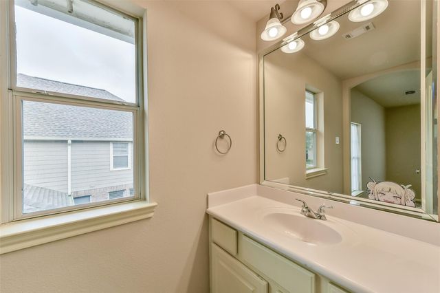 5214 Blue Cypress Lane, League City, TX 77573