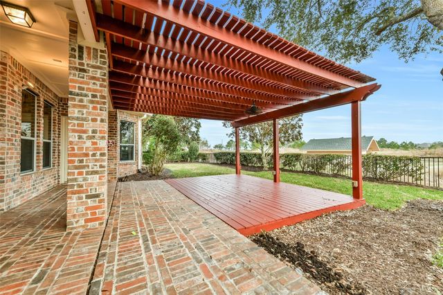 5214 Blue Cypress Lane, League City, TX 77573