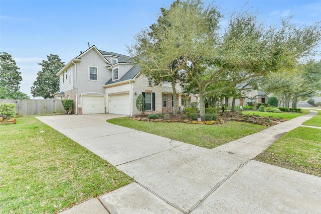 5214 Blue Cypress Lane, League City, TX 77573