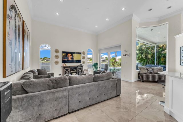 21409 Crestfalls Court, Boca Raton, FL 33428