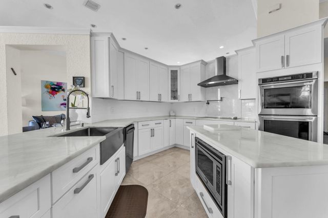 21409 Crestfalls Court, Boca Raton, FL 33428