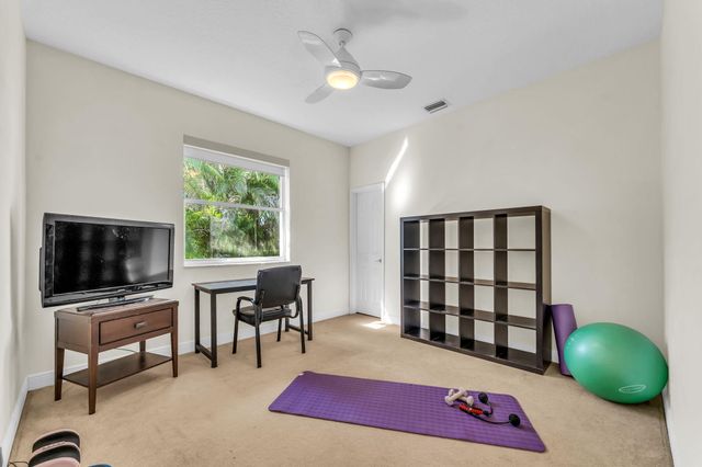 21409 Crestfalls Court, Boca Raton, FL 33428