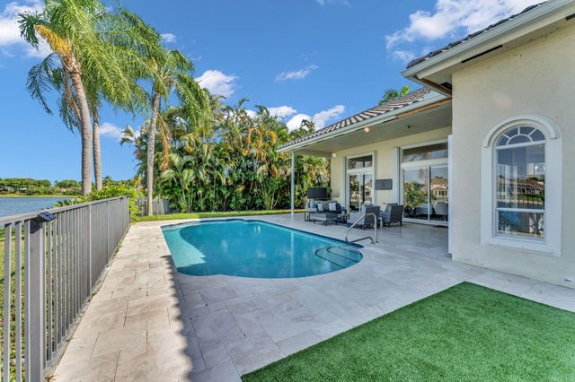 21409 Crestfalls Court, Boca Raton, FL 33428
