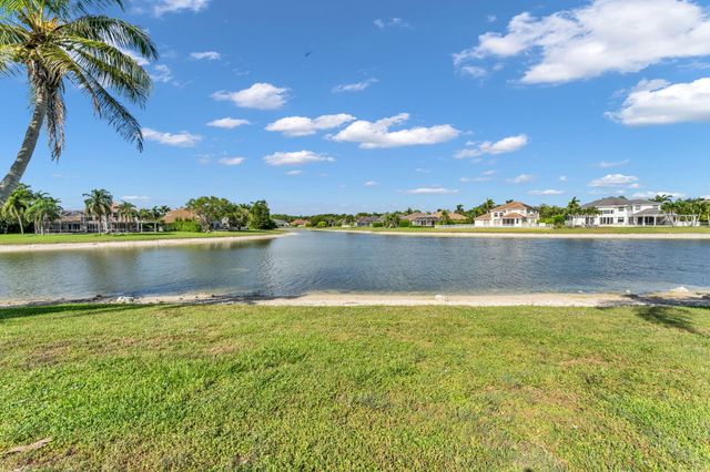 21409 Crestfalls Court, Boca Raton, FL 33428