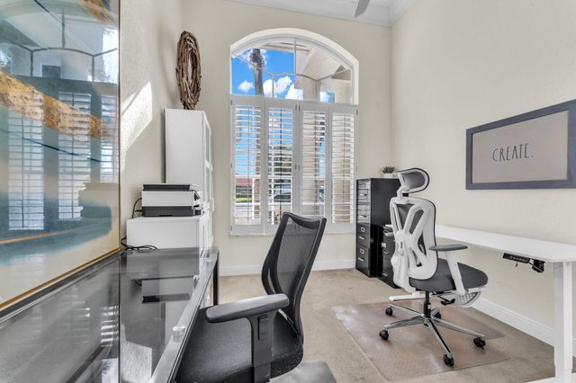 21409 Crestfalls Court, Boca Raton, FL 33428