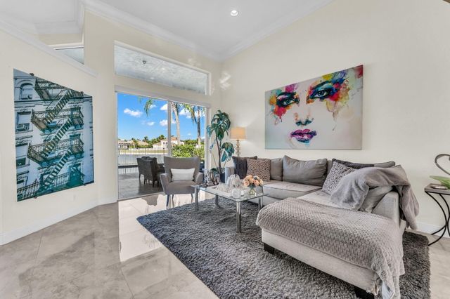 21409 Crestfalls Court, Boca Raton, FL 33428