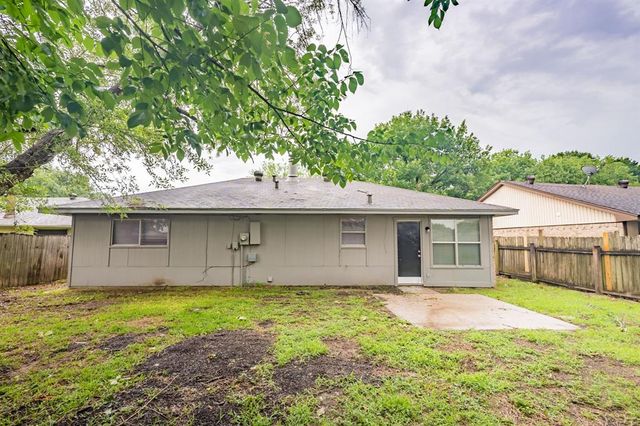 19811 Woodhall Court, Humble, TX 77338