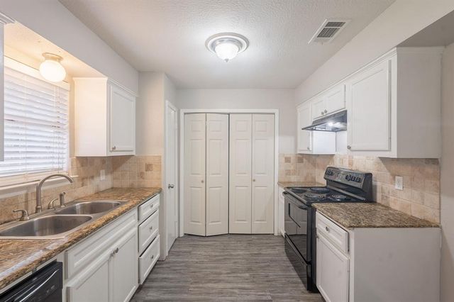 19811 Woodhall Court, Humble, TX 77338