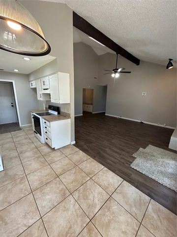 1007 Almond Court, Mansfield, TX 76063