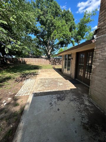 1007 Almond Court, Mansfield, TX 76063