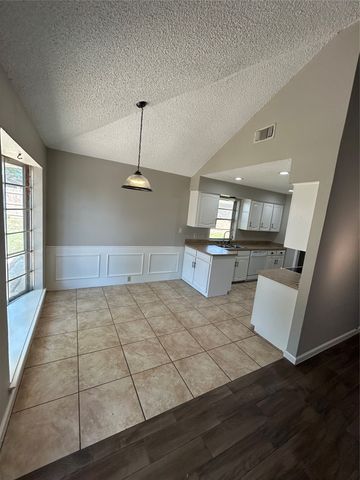 1007 Almond Court, Mansfield, TX 76063