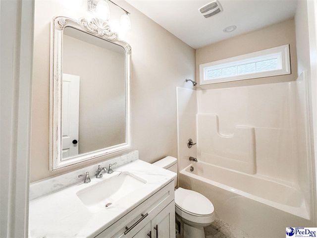 418 Jefferies Ln, Florence, SC 29505