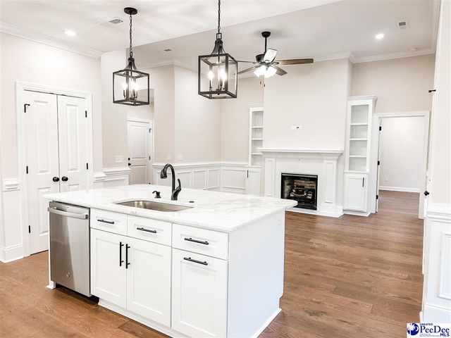 418 Jefferies Ln, Florence, SC 29505