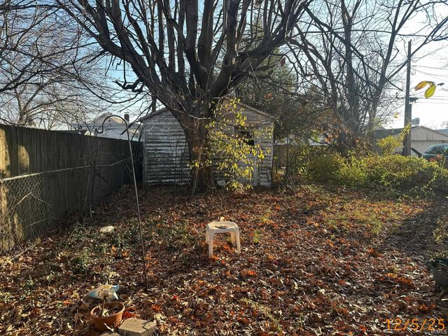 1625 E Indiana Street, Evansville, IN 47711