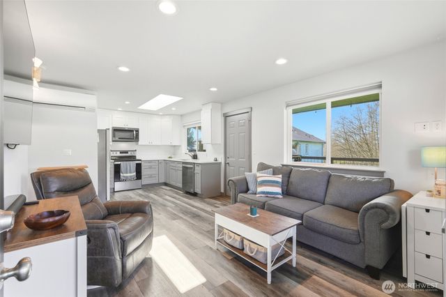 8114 Riverview Road, Snohomish, WA 98290